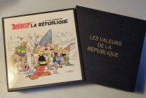 French Mint Coffret Asterix 2015 - 24 X 10 Euros et 2 x 50 Euros -  Argent