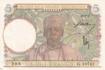 French West Africa 5 francs - Man, weaver - 15-06-1942 - Serial G.10742 - Number 208