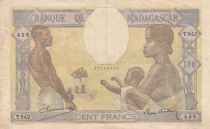 Madagascar 100 francs - Family, farmer - Serial T.942 - 1937