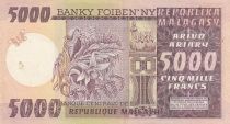 Madagascar 5000 Francs - Woman, zebus - Flower - Série A/22 - ND (1974-1975) - P.66