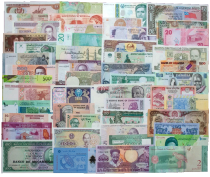 Set of 50 differents banknotes